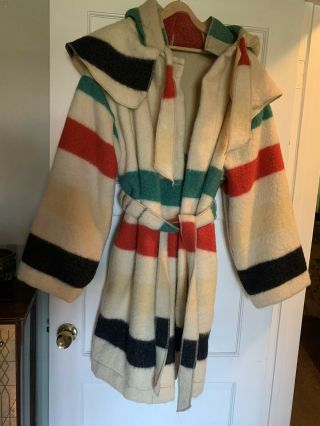 Vintage Hudson Bay Blanket Coat/robe With Hood And Pockets
