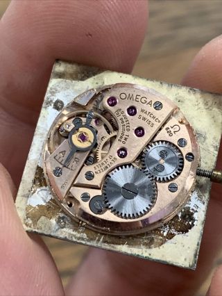 Vintage Omega 14k Gold 27mm Square 17j Mechanical Wind Wrist Watch Cal 620 2