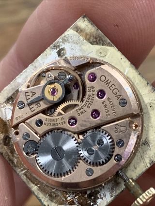 Vintage Omega 14k Gold 27mm Square 17j Mechanical Wind Wrist Watch Cal 620 3