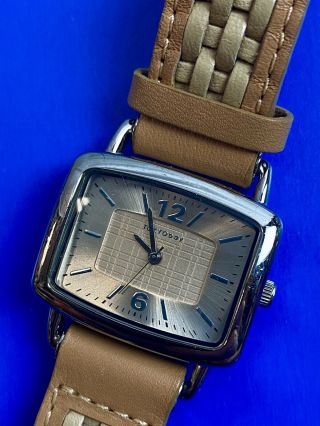 Tokyo Bay Vintage Weaved Pattern Quartz Watch - Fresh Battery