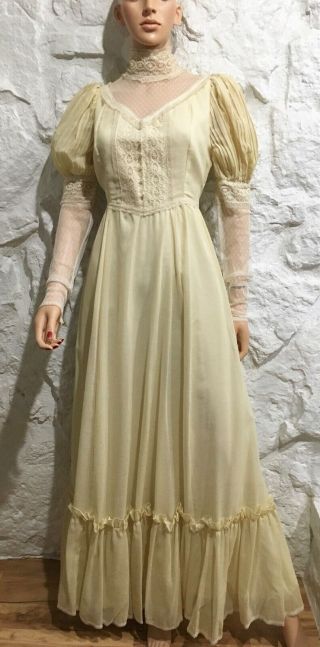 Vintage Hippie Boho Victorian Prairie Maxi Dress Cotton Lace Gunne Sax Style