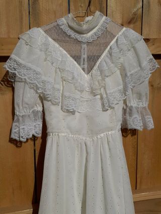 Vintage 70s Gunne Sax White Cotton And Lace Eyelet Dress Prairie Cottagecore