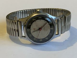 Vintage Ingersoll Ltd London Triumph Mechanical Wind Gb Made Mens Wrist Watch