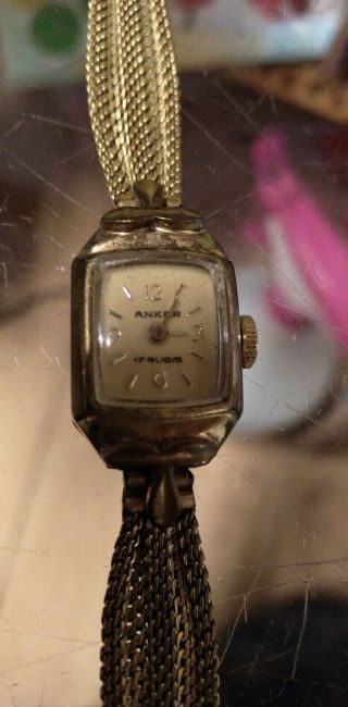 Anker Damen Armbanduhr Mit Handaufzug 17 Rubis Goldfarben