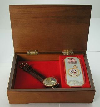 Ltd Disney Watch Collectors Club Series V Beauty And The Beast Watch Music Box