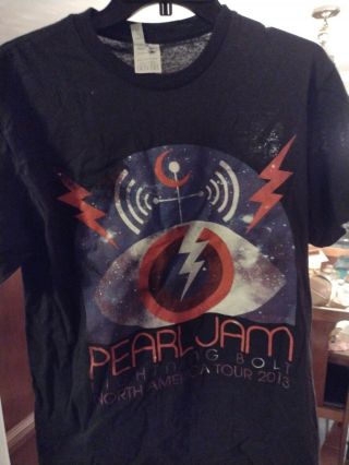 Pearl Jam 2013 Lightning Bolt Tour T - Shirt Size Medium M
