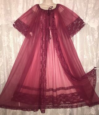 Vtg Jenelle P S Cranberry Chiffon Over Pink Nylon Peignoir Robe Nightgown Lace