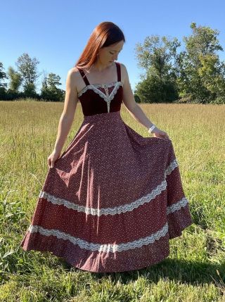 Vintage Gunne Sax Jessica Red Prairie Calico Sundress Full Skirt Gown