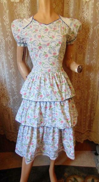 1940s Cotton Novelty Print Puffed Sleeve Dress Tiered Skirt 34b Home Made