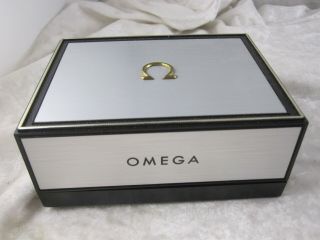 Vintage Mens Omega Geneva Swiss Wrist Watch/box