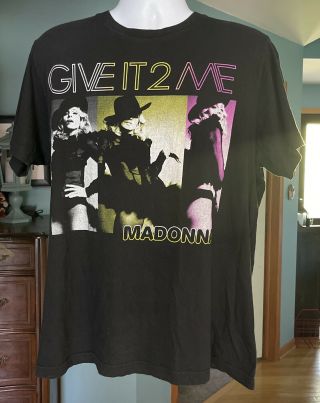 Madonna Give It 2 Me Double Sided Concert Shirt Chicago Size Large 2008 Vintage