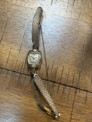Vintage Wittnauer Ladies Swiss Watch 10 K Gold Filled