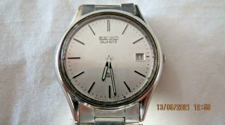 Vintage Seiko Quartz Stainless Steel Mans Date Watch Made In Japan Silver Tone