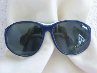 Vintage Bausch & Lomb Ray Ban Arcadia Navy,  White & Green Sunglasses