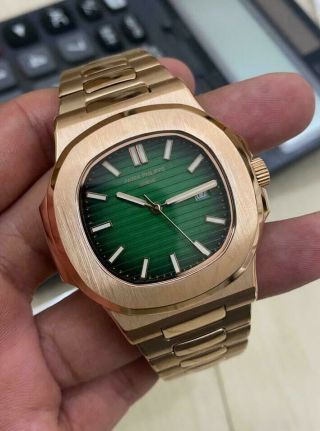 Patek Phillipe Nautilus Automatic Made In Swiss Wrist Watch For Men 