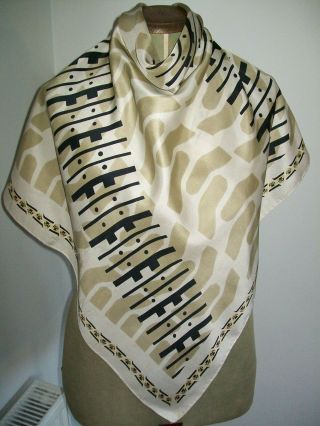Bold & Unusual Abstract / Graphic Print Design Vintage Silk Scarf