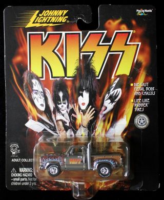 Kiss Trucks - Johnny Lightning 1:64 - 1978 Dodge Pickup Truck W/flames