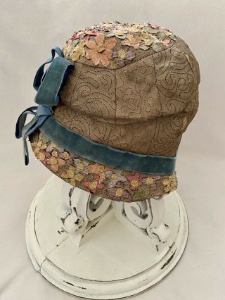1920s Antique Cloche Hat Flapper Velvet Flowers Gold Metallic Thread Velvet Bow