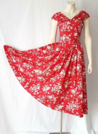 Romantic Laura Ashley Vintage 1980s Full Skirt Red Floral Cotton Print Dress - M