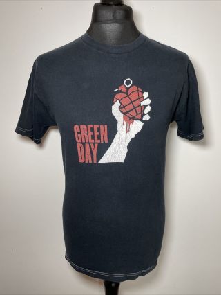 Green Day American Idiot 2004 Concert T Shirt Black Double Sided Men’s Tee M