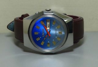 Vintage Ricoh Automatic Day Date Mens Stainless Steel Wrist Watch Old R250