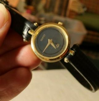 Vintage Authentic Gucci Watch Wristwatch Swiss Black & Gold Ladies Deco Nr