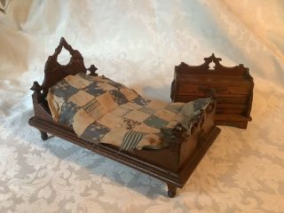 Antique Vintage Miniature Dollhouse 1:12 Medieval Gothic Bed And Dresser