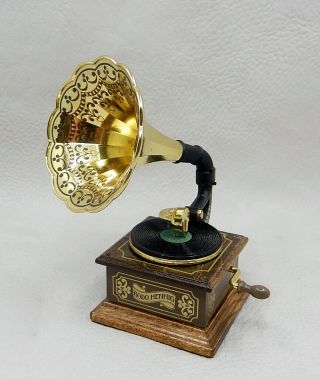 Bodo Hennig Victrola Record Player Dollhouse Miniature 1:12
