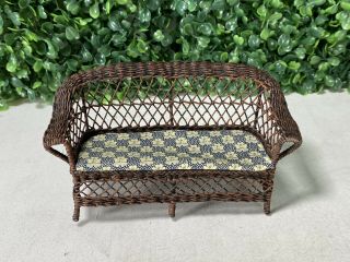Vintage Melissa Small Paterson Artisan Dollhouse Furniture Wicker Couch Bench