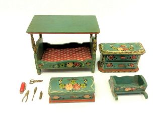 Painted Wood Wooden Childrens Dollhouse Doll Furniture Dresser Trunk Chest Tools