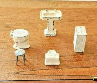 Vintage Set Of 5 Tootsie Toy Beige Cast Metal Doll House Various Bathroom Items