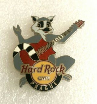 Hard Rock Cafe Prague 2011 Lemur Band Series Pin - 1 Guitar - Le 300 - 61065