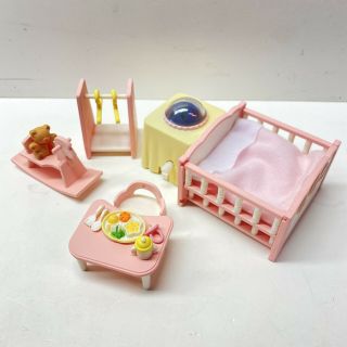 Calico Critters Sylvanian Families Pink Nightlight Nursery Set