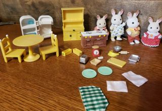 Epoch Calico Critters Sylvanian Family Furniture Accessories Bunny Family 26,  pc 2