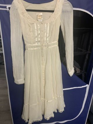 Vintage Gunne Sax Dress Lace White Romantic Cotton Photo Shoot 1970s Party
