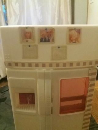 Vintage Barbie Cindy Dolls House Furniture.  Fridge & Washing Machine 3