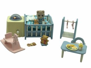 Calico Critters Sylvanian Families Blue Nightlight Nursery Set With Mouse Baby