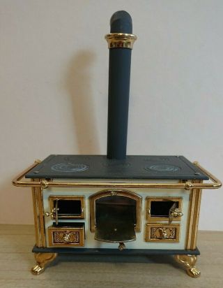 Bodo Hennig fabulous metal kitchen stove.  German made.  Dolls house.  12th scale. 2