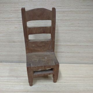 Vintage Dollhouse Miniature Hand Carved Wood Chair.  Carved From 1 Pc Of Wood Art
