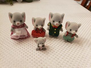 Calico Critters Ellwoods Elephant Family Of 5 Sylvanian Families