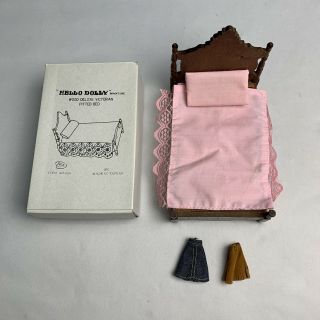 Vintage Hello Dolly Miniature Doll Furniture Victorian Pitted Bed