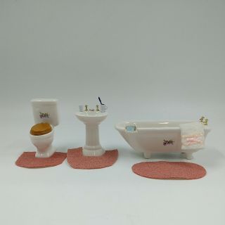 Vintage Dolls House,  1:12 Scale,  White Ceramic Bathroom Suite And Accessories