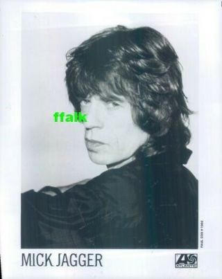 Press Photo: The Rolling Stones 8x10 B&w 1992 Mick Jagger