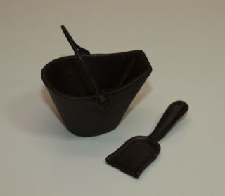 Vintage Miniature Black Cast Iron Ash Or Coal Bucket W/ Scoop Dollhouse