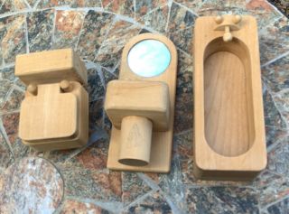 Light Solid Wood Dolls House Furniture - Toilet,  Bath And Sink