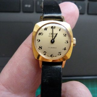 Vintage Swiss Made 17 Jewels Oris Bezel Gold Plated Mechanical Ladies Watch