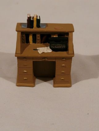 Dollhouse Furniture Miniature Study Desk W / Vintage Typewriter 2x1x2