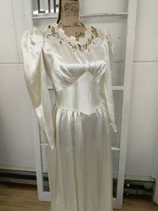 40 Vintage Satin Princess Wedding Dress Gown