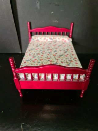 Dolls House Furniture Mahogany Double Bed 1.  12th T