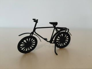 Dolls House Miniatures 1/12th Scale Black Metal Bicycle